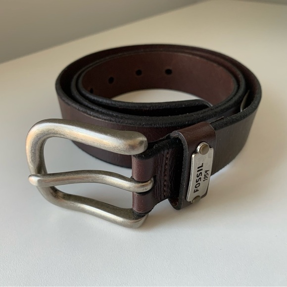 Fossil Brown Leather Belt - Picture 1 of 7